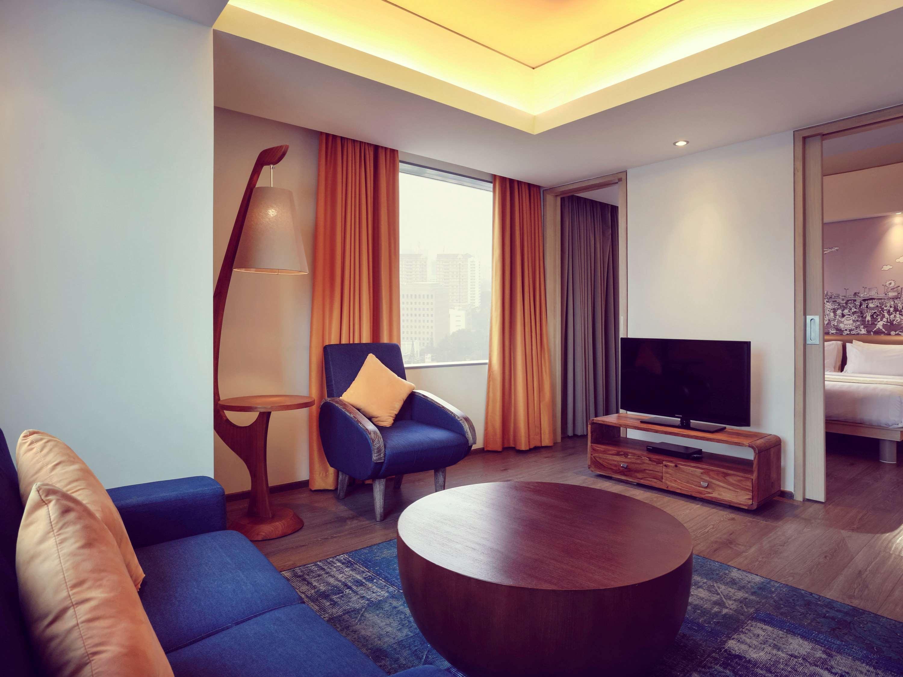 Mercure Jakarta Simatupang Eksteriør billede
